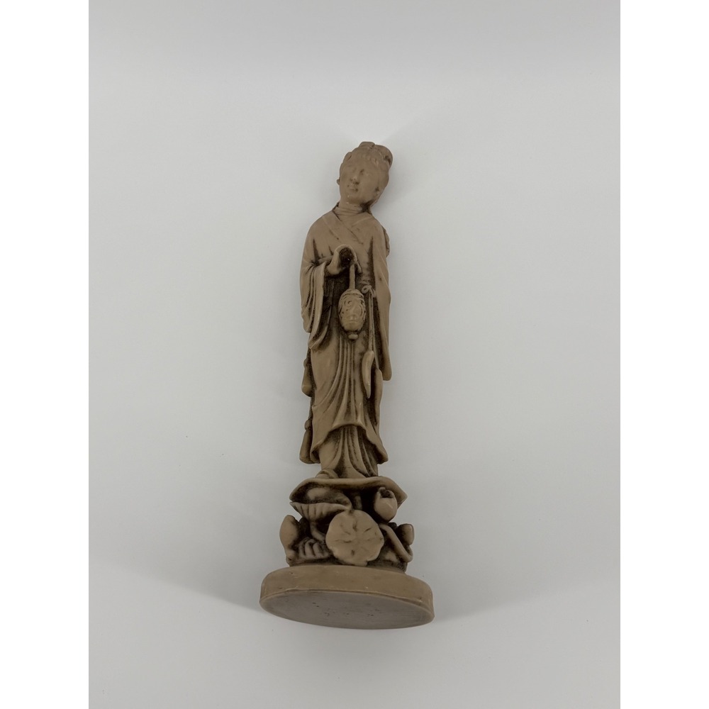 Vintage Asian Woman Figurine Resin‎ Statue Carved 10.5 Inch